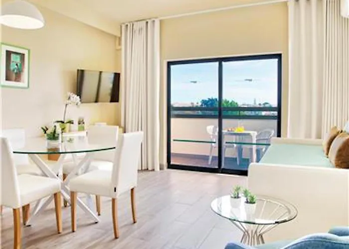 Perfect 1 Bedroom 3*